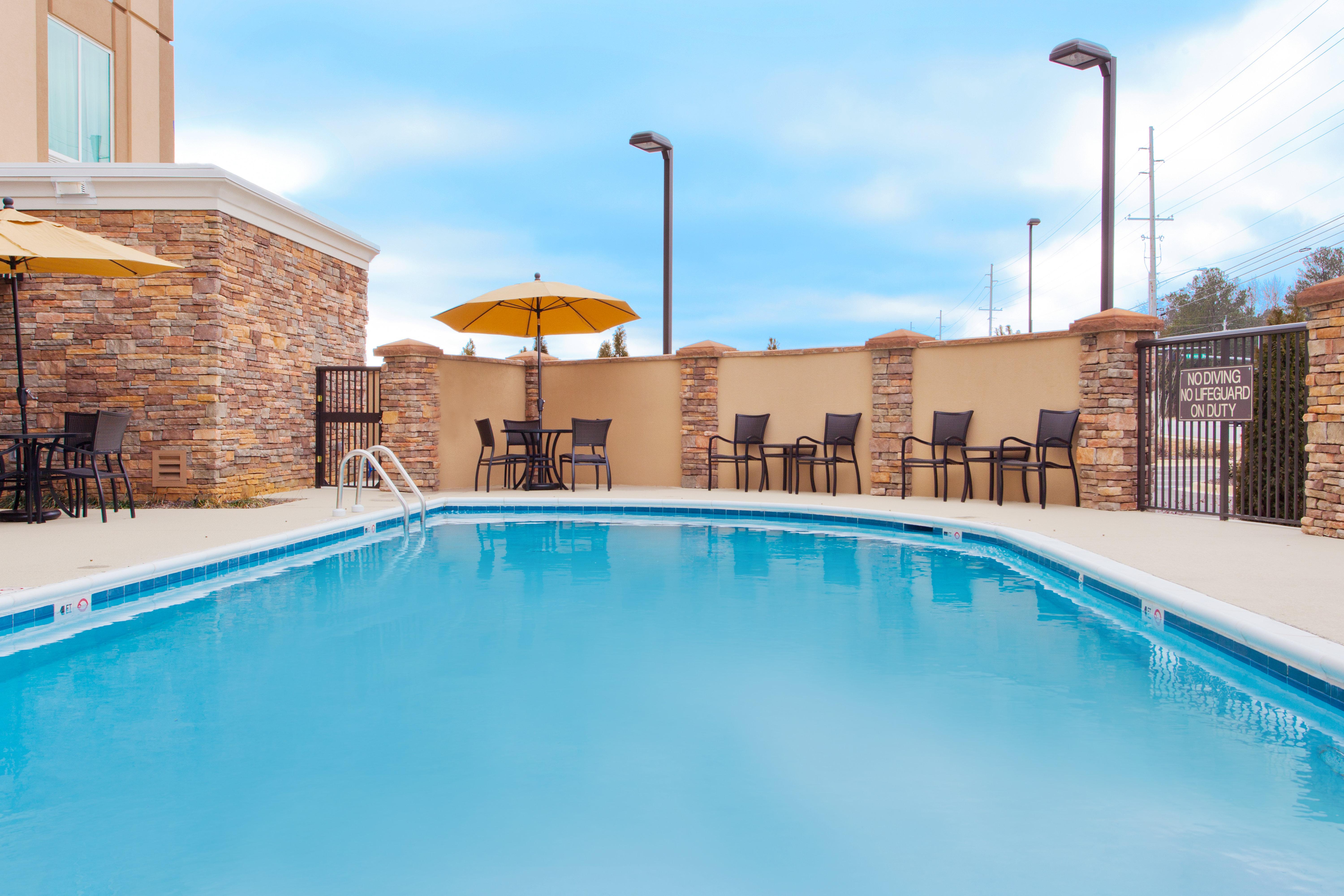 Holiday Inn Express Hotel & Suites Huntsville West - Research Park By Ihg Kültér fotó