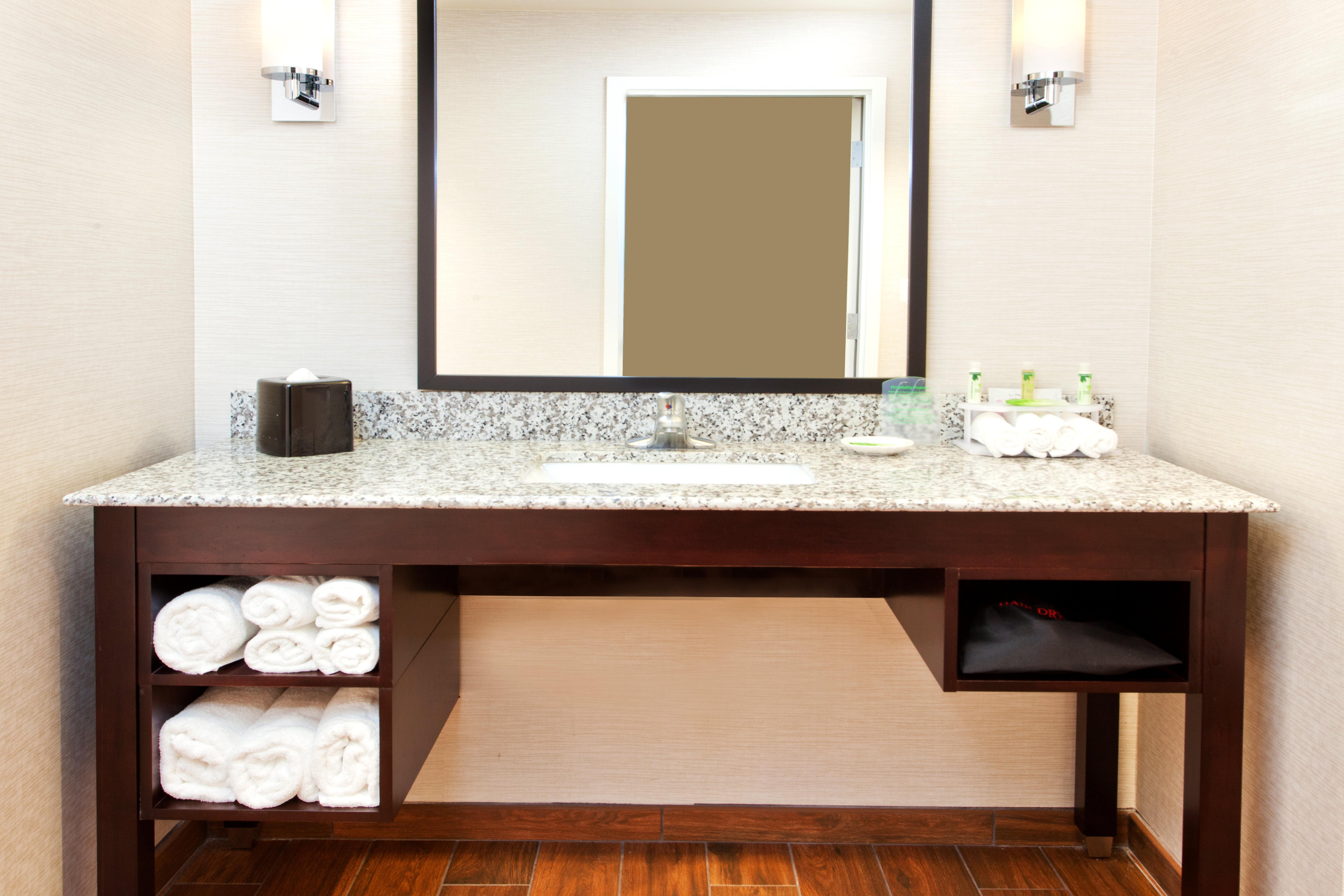 Holiday Inn Express Hotel & Suites Huntsville West - Research Park By Ihg Kültér fotó