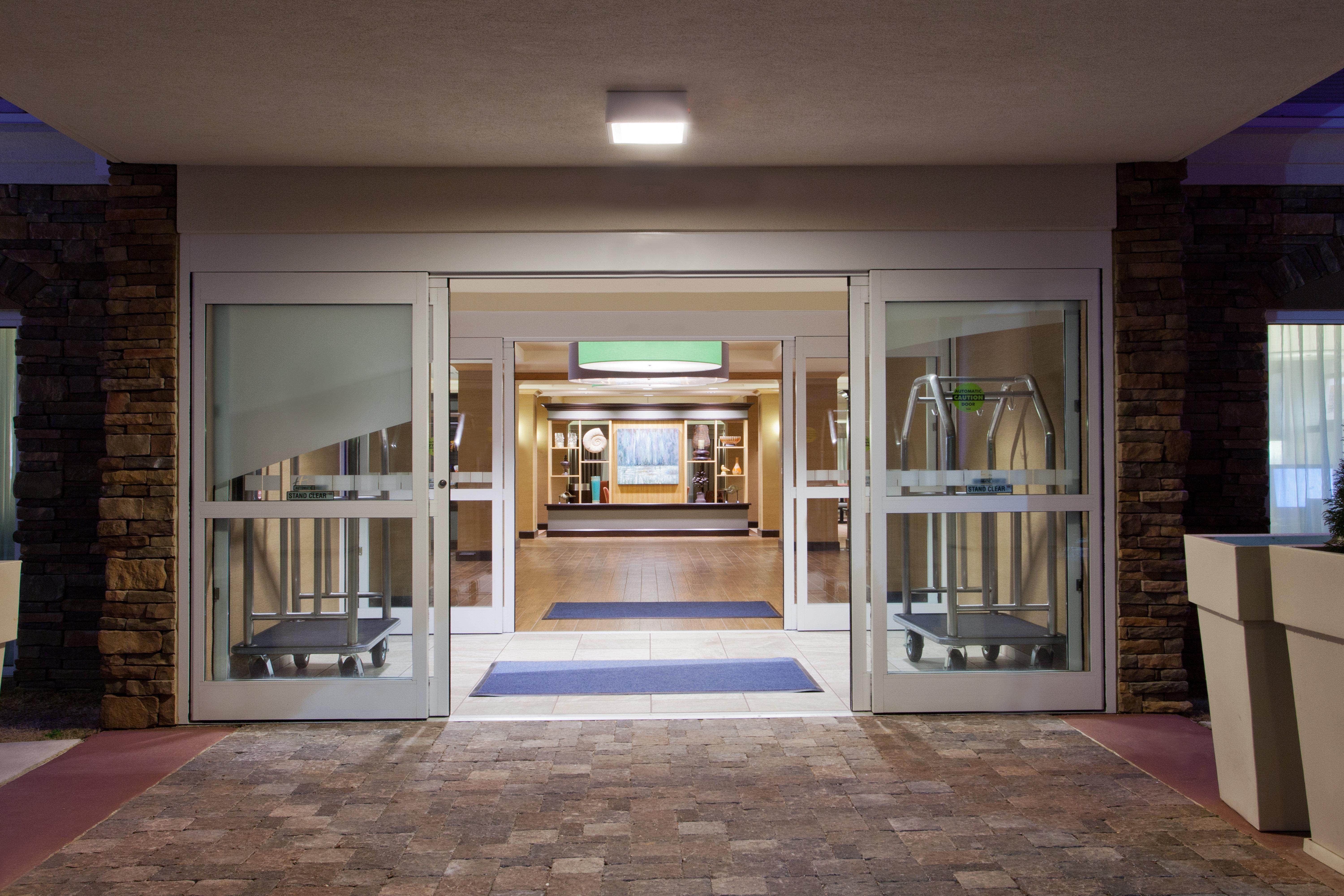 Holiday Inn Express Hotel & Suites Huntsville West - Research Park By Ihg Kültér fotó
